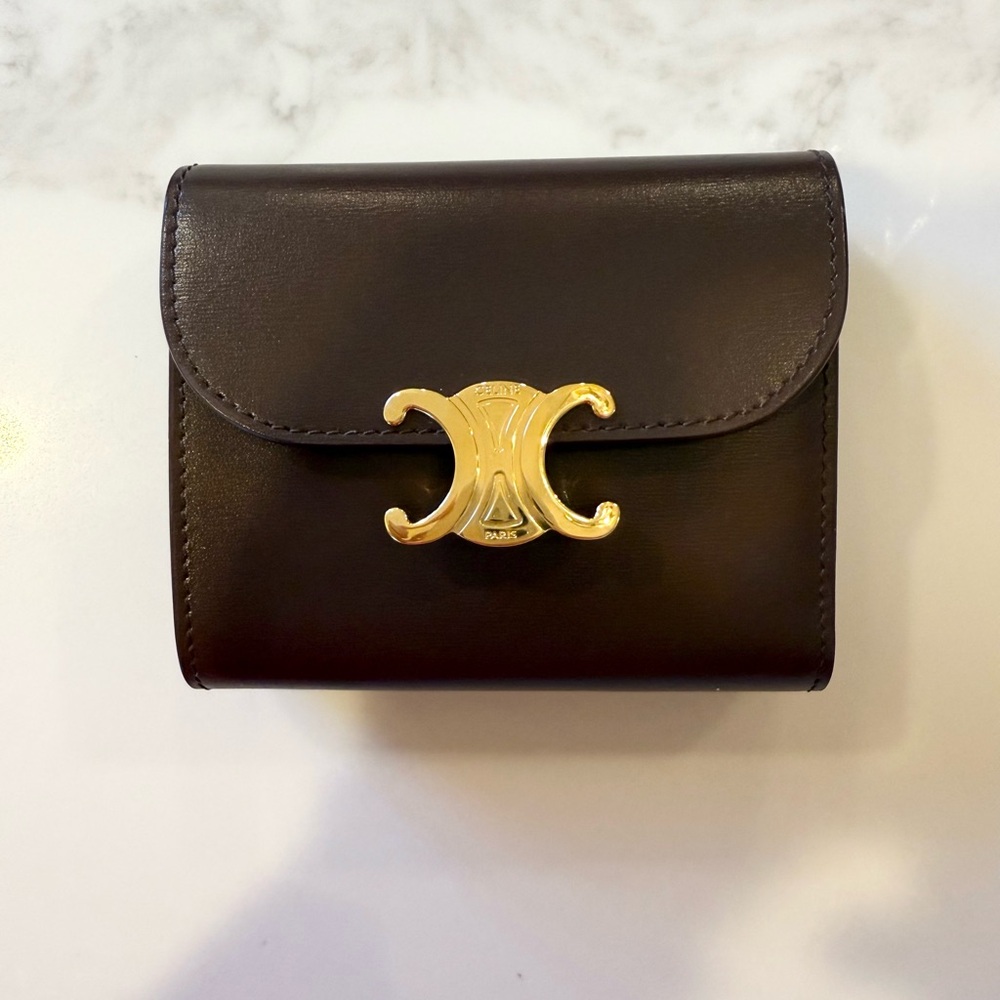 Celine Triomphe Slap Flap Snap Brown Leather Wallet - Like New